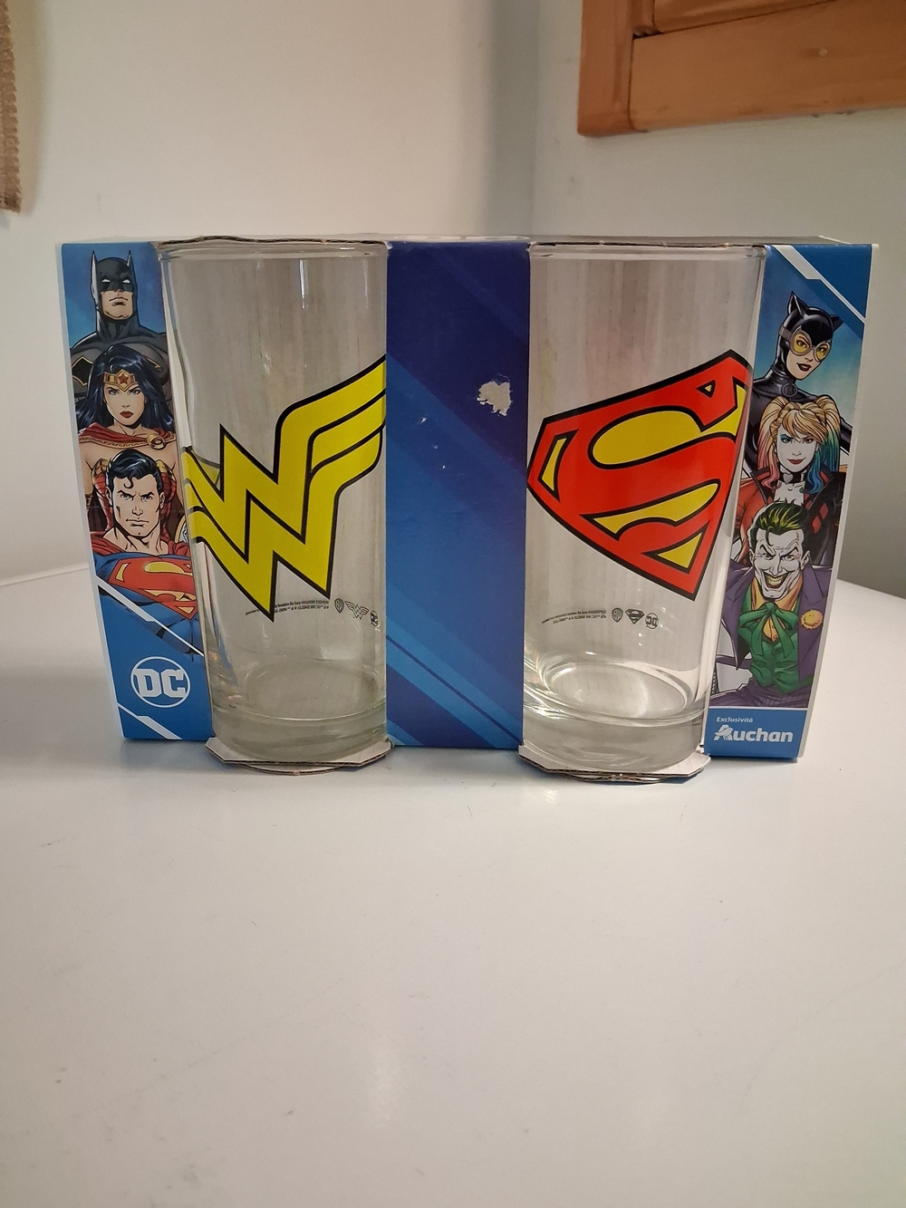 DC Comics Superman & Wonder Woman Pint Glasses - Yellow & Red Logos